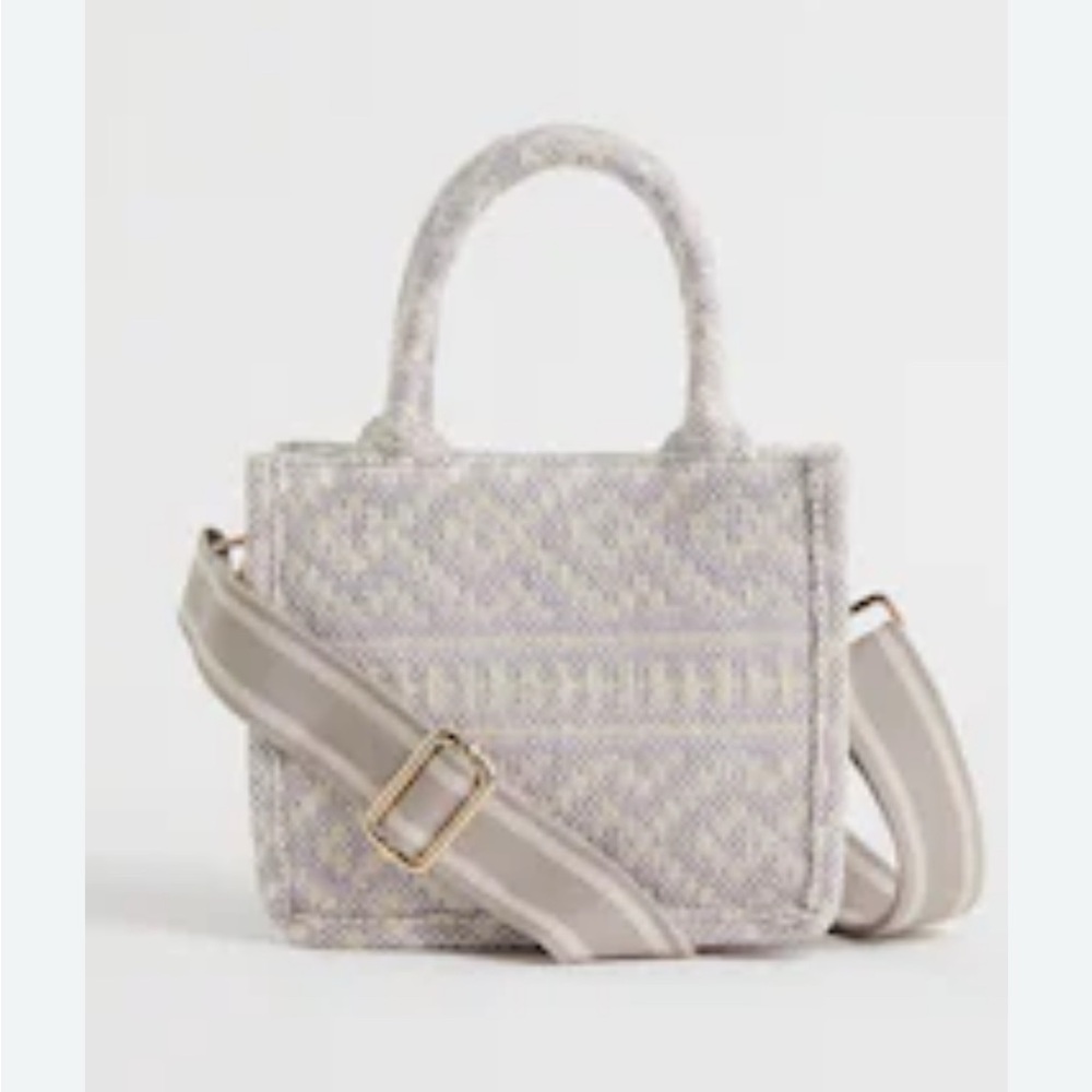 Stylish Gray Patterned Handbag